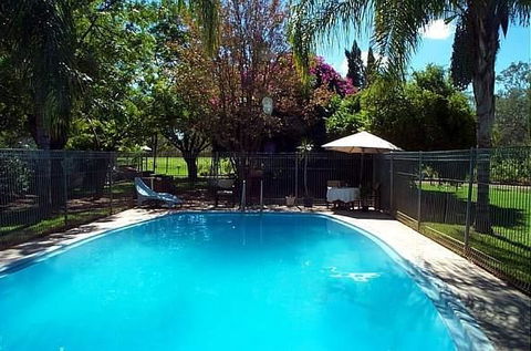 Bourke Riverside Motel - ACT Tourism 0