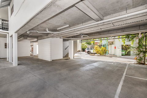 BOUTIQUE APARTMENTS BEACH LOCATION - ACT Tourism 1