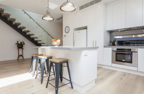 Boutique Stays - Contempo - House In Prahran - ACT Tourism 3