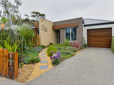 Boutique Stays - Seventh Street, House In Parkdale - ACT Tourism 0