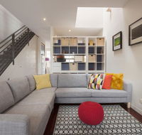 Boutique Stays - Somerset Terrace Townhouse in Richmond - ACT Tourism