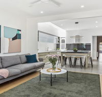Boutique Stays - Victorian Vogue Richmond House - ACT Tourism