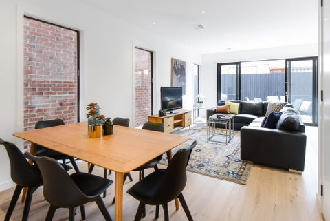 Boutique Stays-Murrumbeena Place 1 - ACT Tourism 1