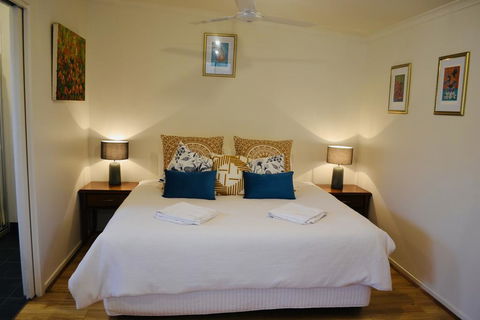 Bower On Becket - Couples Retreat - ACT Tourism 0