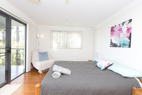 Brae Villa - ACT Tourism 3