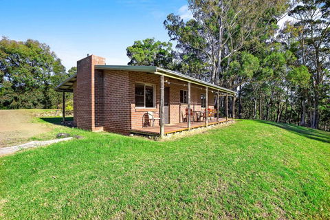 Braeside Cabin One - Pinkwood - ACT Tourism 0