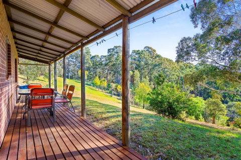 Braeside Cabin Three - Parsonsia - ACT Tourism 3