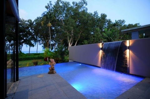 Bramston Beach - Luxury Holiday House - ACT Tourism 3