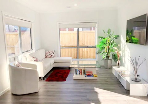 Brand New Home, 10 Mins To Beach, Torquay, Geelong, Deakin, Hospitals - ACT Tourism 0
