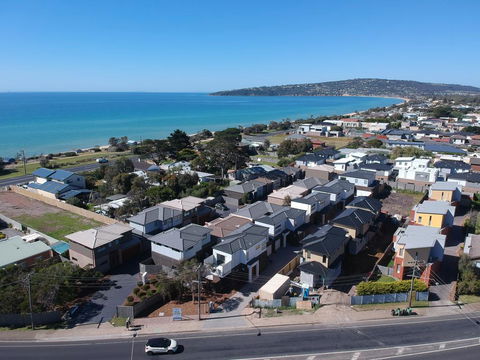 Brand New Peninsula Escape 100m To Water - ACT Tourism 0