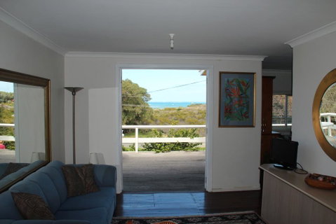 Brandis Beach House - ACT Tourism 1