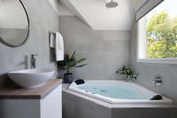 Book Daylesford Accommodation Vacations ACT Tourism ACT Tourism