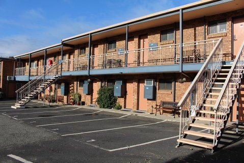 Bridge View Motel - ACT Tourism 3