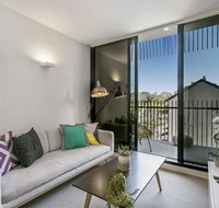 Bright Modern Apartment w Parking and Gym Near CBD - ACT Tourism