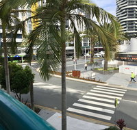 Broadbeach Private Apt with CHA - ACT Tourism