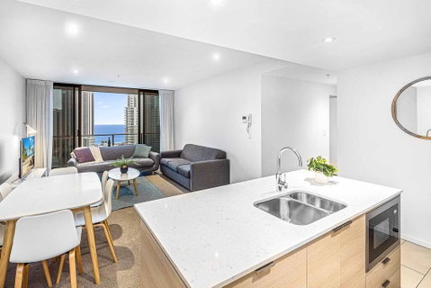 Broadbeach Residences By Holiday Holiday - ACT Tourism 3