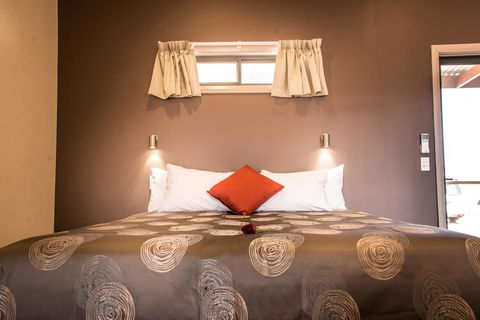 Broken Hill Outback Resort - ACT Tourism 2