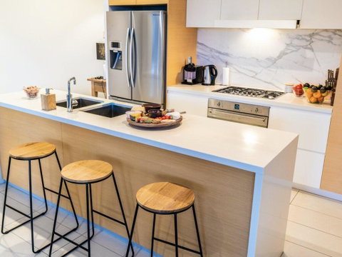 Burleigh Beach 2 Bedroom Apartment - ACT Tourism 3