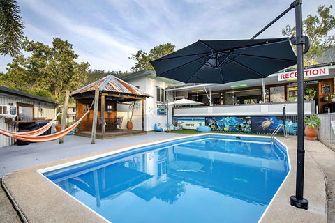 Bush Village Holiday Cabins - ACT Tourism 0