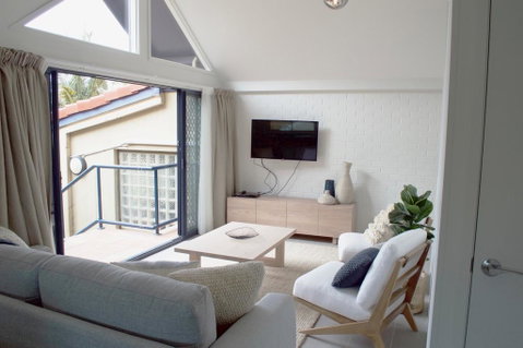 Byron Bay Beachfront Apartments - ACT Tourism 1