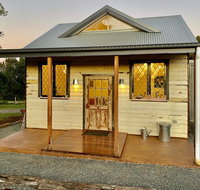 BYRON BAY New SUNSET COTTAGE - ACT Tourism