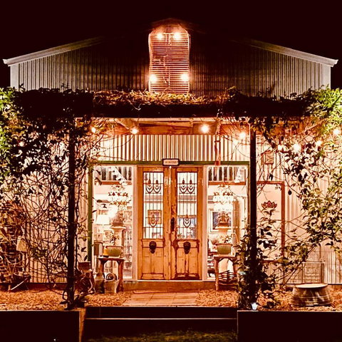 BYRON BAY'S MOD SWANKY SHED AT TOORALOO FARM STAY! - ACT Tourism 3