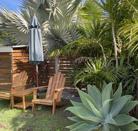 Byron Moon Large House  Half Moon Cottage - ACT Tourism