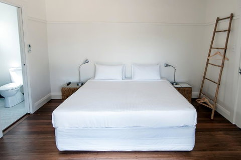 Byron Palms Guesthouse - ACT Tourism 1