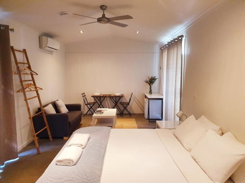 Byron Palms Guesthouse - ACT Tourism 2