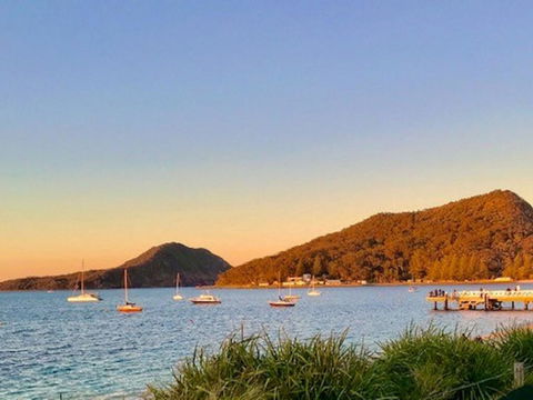 C A L M At Beautiful Shoal Bay - ACT Tourism 2