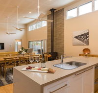 Callala Breeze - access to indoor community pool - ACT Tourism