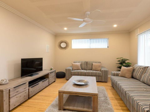 Callala Breeze - Access To Indoor Community Pool - ACT Tourism 2