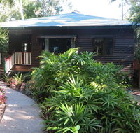 Calypso House 8 Appian Way - ACT Tourism