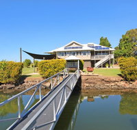 Campbell 7 - Large Queenslander on Maroochy River - ACT Tourism