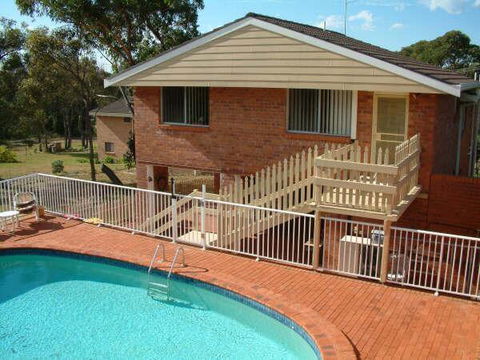 Canberra Cres 2E Burrill Lake, Upstairs Apartment - ACT Tourism 0