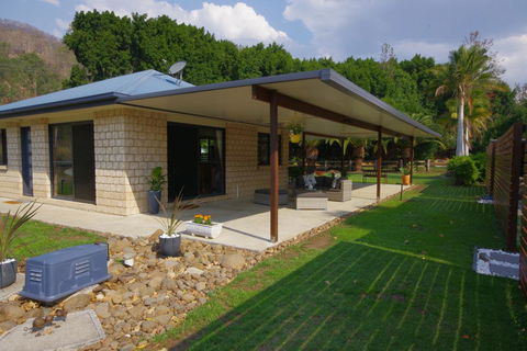 Canungra Valley Cottage - ACT Tourism 3