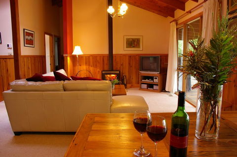 Canyon Cottage - ACT Tourism 2
