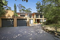 Canyons Bend - 5 Minute walk to shops and cafes