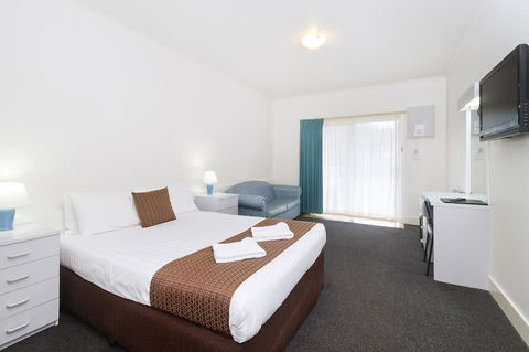 Carrum Downs Holiday Park And Carrum Downs Motel - ACT Tourism 1