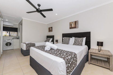 Cascade Motel In Townsville - ACT Tourism 1