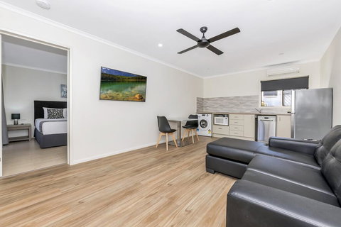 Cascade Motel In Townsville - ACT Tourism 2