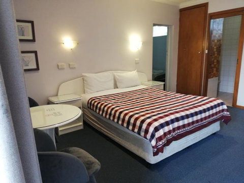 Casey On Princes Motel - ACT Tourism 3