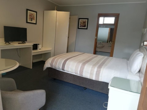 Casey On Princes Motel - ACT Tourism 1