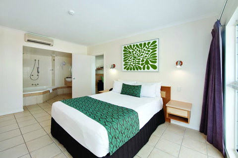 Castaways Resort & Spa On Mission Beach - ACT Tourism 2