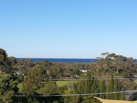 Castle Stay At Lakes Entrance - ACT Tourism 1