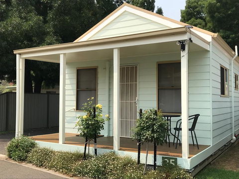 Castlemaine Central Cabin & Van Park - ACT Tourism 2