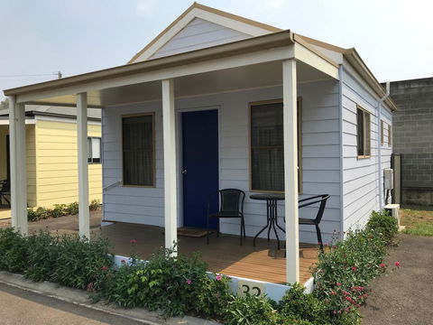 Castlemaine Central Cabin & Van Park - ACT Tourism 3