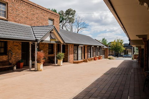Castlemaine Colonial Motel - ACT Tourism 1