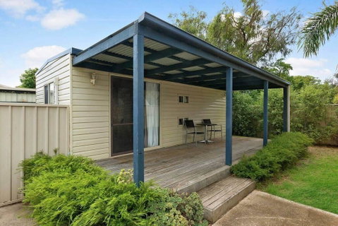 Casual Beachin It Family Getaway- With Bungalow On Beachfront - ACT Tourism 2