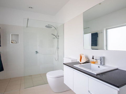 Catalina - Brand New House - ACT Tourism 1